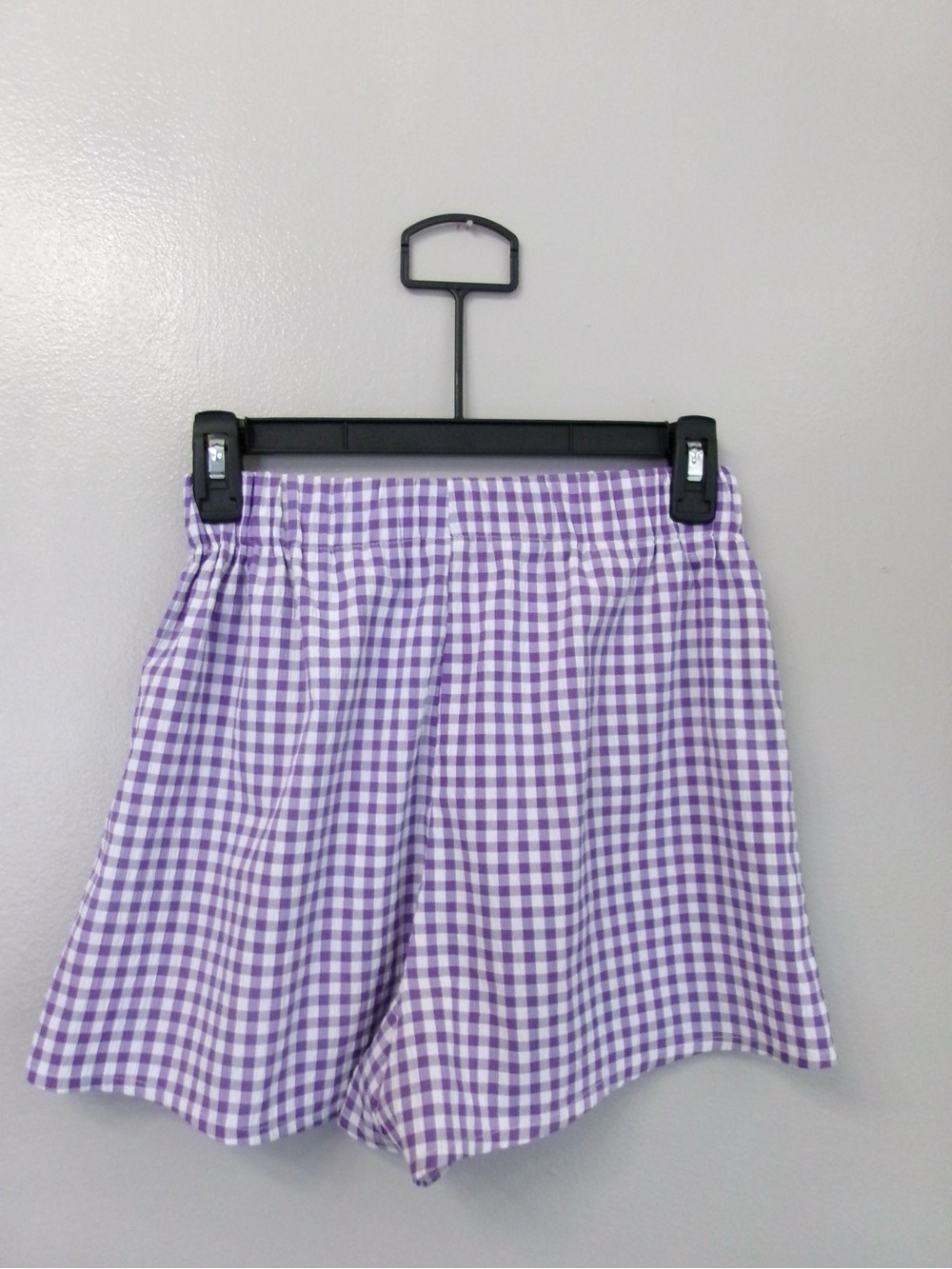 Gingham Elastic-Waist Women’s Shorts in Lavender
